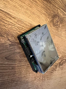 Raspberry Pi 2 ekraaniga Kasutatud (2 foto / 2)