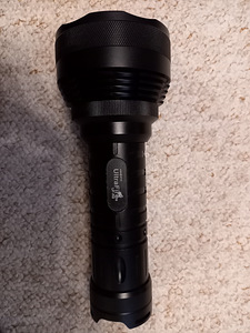 Taskulamp UltraFire UF-R8 12xCREE (2 foto / 3)