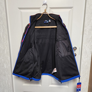 SUZUKI BSB TEAM GENUINE SOFT SHELL SPORT JACKET M size (4 foto / 4)