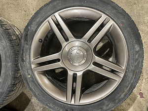 Audi r17 + Triangle 235/45/17 5mm (2 foto / 8)