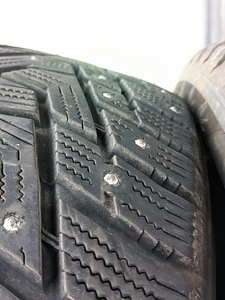 Hankook Winter i*Pike X 235/55 R19 (4 foto / 6)