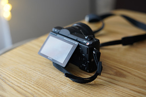 Sony a5100 + E PZ 16-50mm F3.5-5.6 OSS (2 foto / 4)