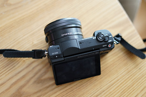 Sony a5100 + E PZ 16-50mm F3.5-5.6 OSS (4 foto / 4)