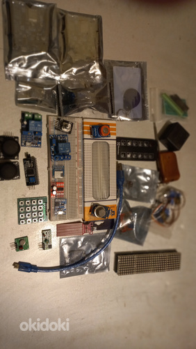 Arduino arendusplaadid + lisad (foto #1)