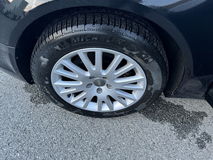 Audi A6 C6 2,7D 132kw 2007 (8 foto / 15)
