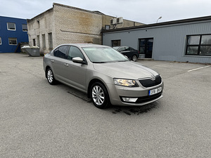 Skoda Octavia Ls 130 000 (2 foto / 14)