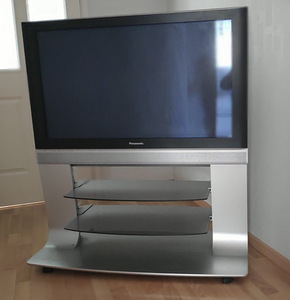 Plasma TV Panasonic Viera TH-42PA50E (1 foto / 3)