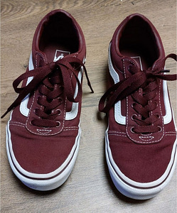 Кроссовки Vans размер 34 (2 фото из 6)