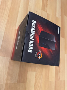 ASRock DeskMini X300, AMD Ryzen 5 PRO 5650GE, 16GB DDR4, 256 (6 foto / 9)