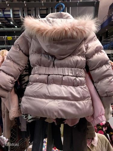 Зимняя куртка на девочку, размер 104 (фото #2)