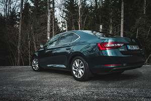 Škoda Superb Ambition 1.4 110Kw (6 foto / 10)