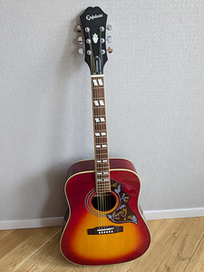 Акустическая гитара Epiphone Hummingbird-HS + кейс (1 фото из 10)