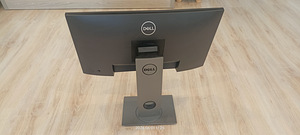 Монитор 24" Dell как новый (2 фото из 7)