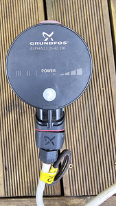TSIRKULATSIOONIPUMP GRUNDFOS ALPHA2 (3 foto / 4)