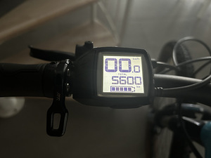 Электровелосипед e-bike Cube 2x625W 2021 dropper 60км/ч L (8 фото из 10)