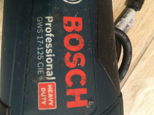 Ketaslõikur Bosch GWS 17-125 CIE 2 tk. (3 foto / 4)