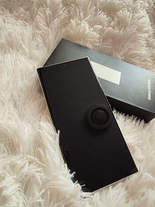 Samsung Galaxy S23 Ultra 512GB (2 foto / 4)