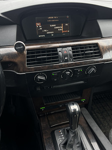 BMW 525D автомат (8 фото из 10)