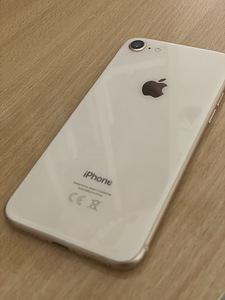 iPhone 8, 64GB, kuldne (3 foto / 4)