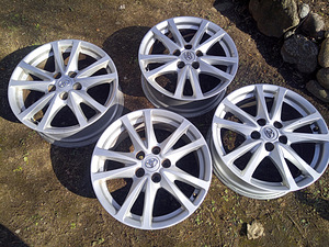 Toyota 17" originaal valuveljed (5 foto / 9)