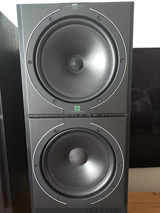 Акустические системы KEF C75 (6 фото из 10)