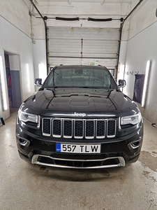 Jeep Grand Cherokee (1 foto / 14)