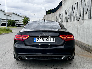 AUDI A5 176KW Manuaal (5 foto / 15)