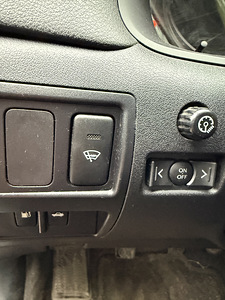 Lexus IS220D (6 foto / 8)