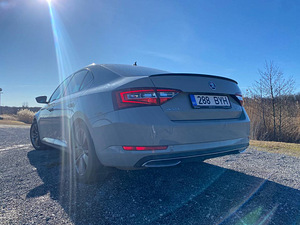 Skoda Superb 2018 1.4 110kw Sportline (9 foto / 14)