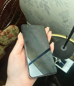 Huawei P40 (3 foto / 3)