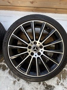 Оригинальные 19" диски Mercedes-Benz AMG (4 фото из 6)