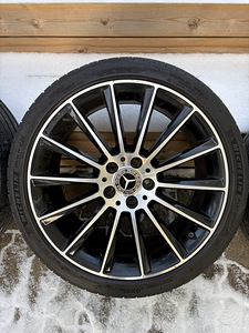 Оригинальные 19" диски Mercedes-Benz AMG (6 фото из 6)