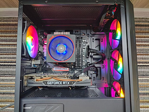 AMD Ryzen 7 2700X 2,7GHz, 16GB RAM, 512GB m.2 SSD+ 1TB SSD (5 foto / 7)