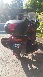 Honda NT650 Deauville (8 foto / 8)