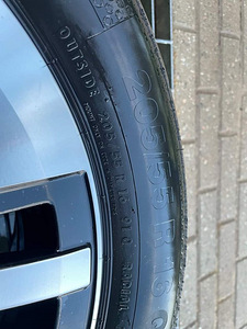 16-дюймовые оригинальные диски Volkswagen e-Golf 5x112 + Con (3 фото из 5)
