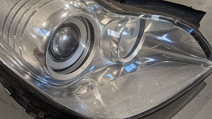 Mercedes-Benz CLS / W219 / 2003-2011 tuled (4 foto / 9)