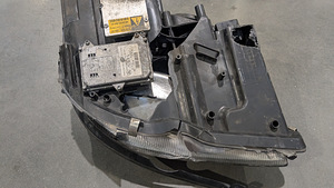 MB Mercedes-Benz CLS W219 2003-2011 Esituled ja udutuled (8 foto / 10)