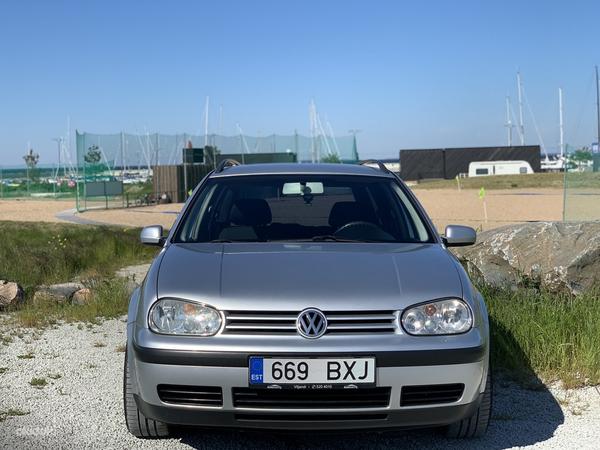Volkswagen Golf Mk4 2.0 85kw (фото #1)