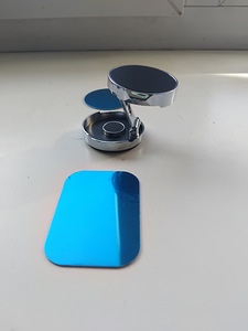 Mobiiltelefoni kinnitid autosse magnetiga (6 foto / 7)