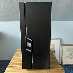 Lauaarvuti (PC) / i7 / RTX 3050 / 16GB (3 foto / 10)