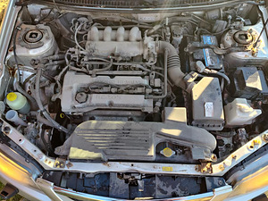 Мазда 323F 1.6 72кВт 2002 бензин (10 фото из 12)