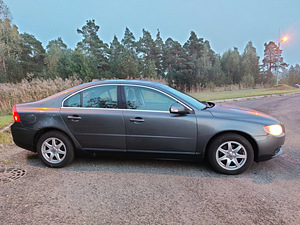 Volvo S80 2.4D 120kW (6 foto / 12)