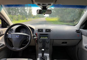 Volvo s40 2,5 бензин+газ (5 фото из 8)