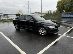 Volvo s40 2,5 бензин+газ (1 фото из 8)
