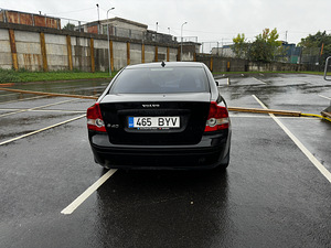 Volvo s40 2,5 бензин+газ (7 фото из 8)