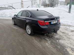 BMW 730 f01 (4 фото из 9)