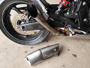 Honda CB600F Hornet (4 foto / 7)