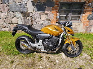 Honda Cb600f Hornet (2 foto / 5)