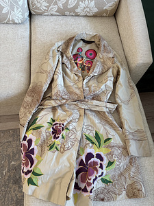 Mantel Desigual (1 foto / 1)