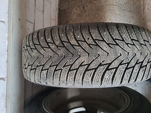 Диски Mitshubishi + зимние шины 215/55 R17 (4 фото из 8)